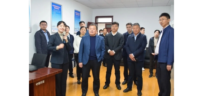 省統(tǒng)計局設管處處長劉東華一行到汶上縣調研指導工作